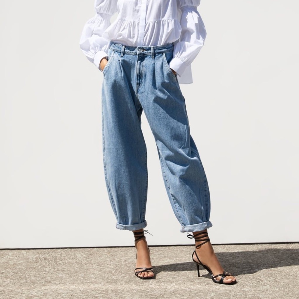 NWOT Zara Women’s baggy jeans